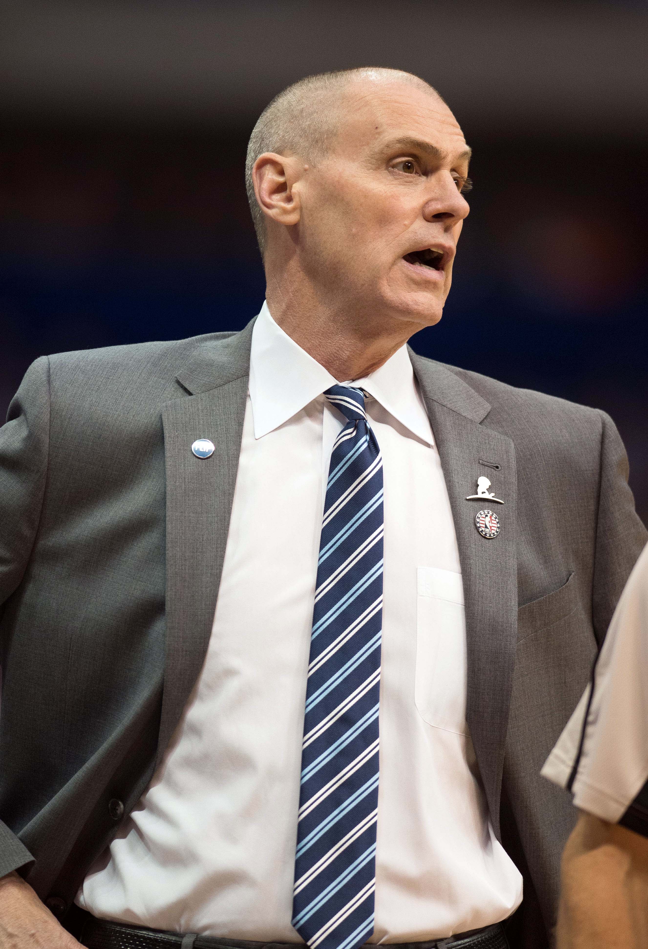 Mavs Sign Rick Carlisle To Extension | Hoops Rumors