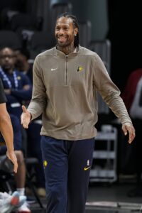 Pacers Re-Sign James Johnson