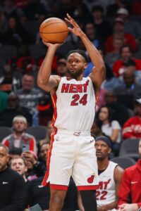 Heat To Re-Sign Haywood Highsmith