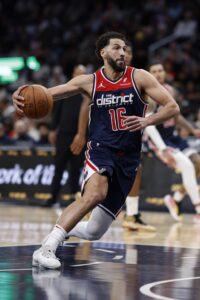 Wizards Re-Sign Anthony Gill To One-Year Deal