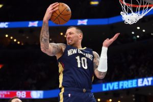 Pelicans To Trade Daniel Theis To Thunder