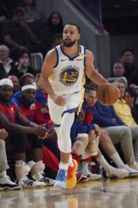 Stephen Curry Named 2024/25 Teammate Of The Year
