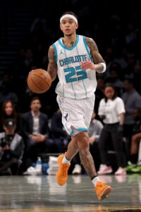 Hornets Re-Signing Tre Mann To Three-Year Deal