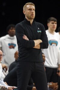 Grizzlies Retain Tuomas Iisalo As Head Coach