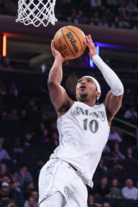 Mavericks To Promote Brandon Williams To Standard Contract