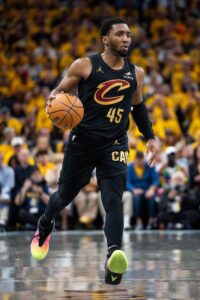 Donovan Mitchell To Undergo MRI On Injured Ankle