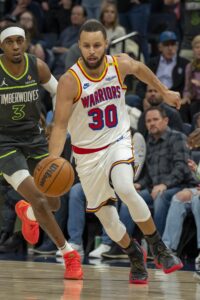 Warriors Hope Stephen Curry Can Return For Game 6