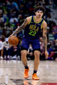 Pelicans Waive Lester Quinones