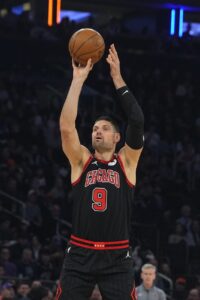 Bulls’ Nikola Vucevic Discusses Karnisovas, Future