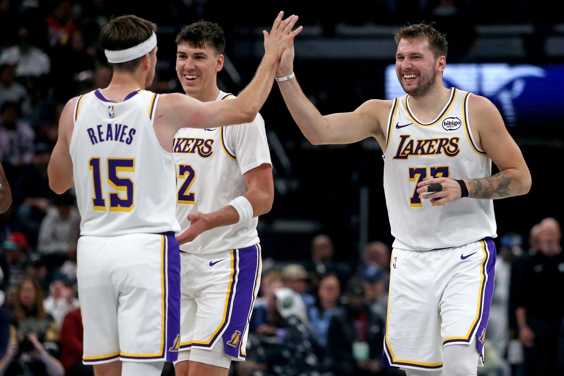 Lakers Notes: Luka, Reaves, Ayton, Kleber, LaRavia, Smart | Hoops Rumors