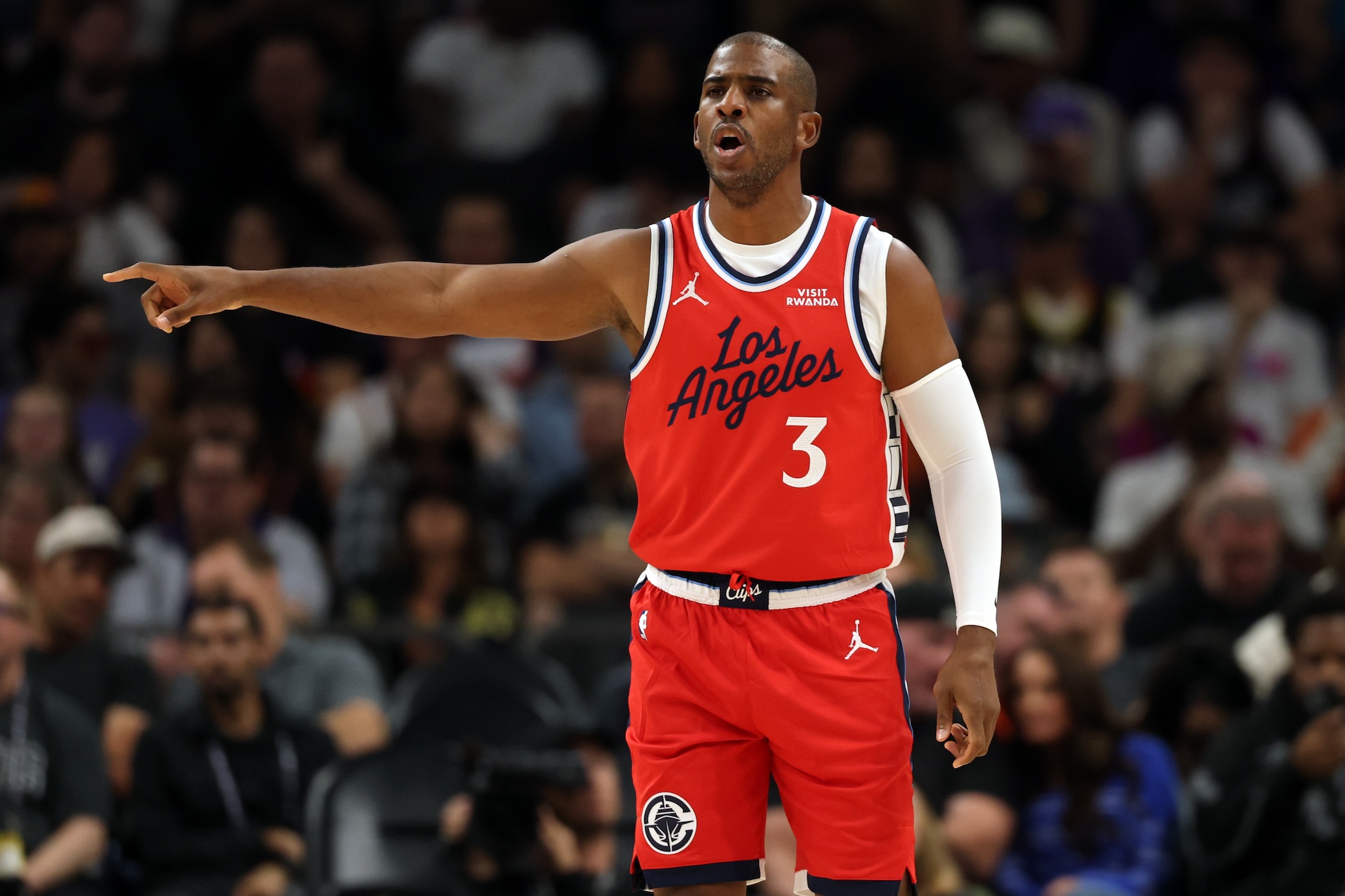 Clippers Announce They're 'Parting Ways' With Chris Paul | Hoops Rumors, image size:2100x1400